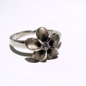 925 Silver Summer Flower Band with White Stone Woman's Silver Ring Size 4.75